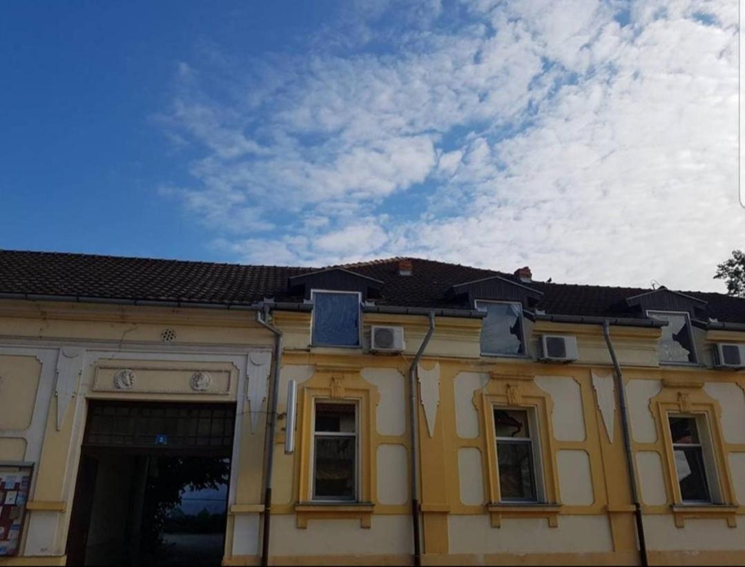 Viktorija Nova Otel Kanjiža Dış mekan fotoğraf